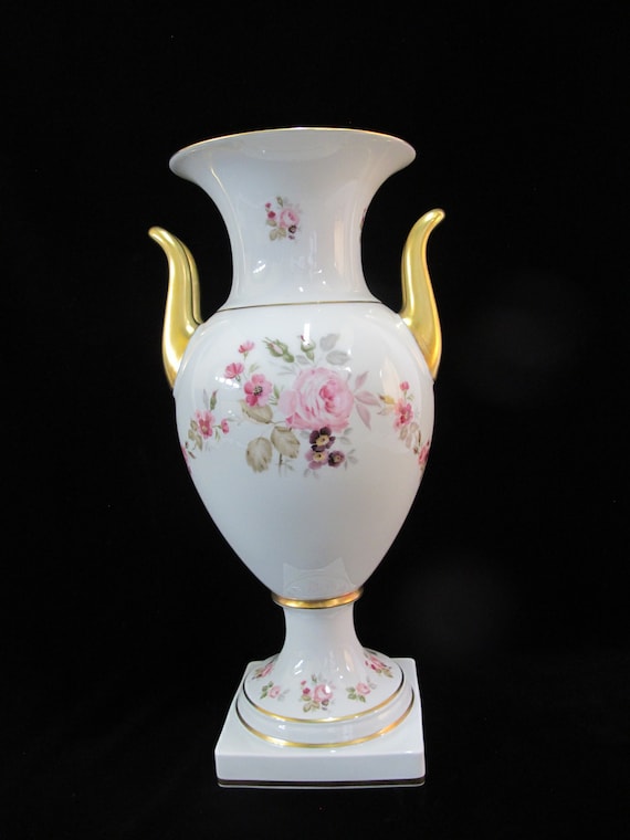 HUTSCEHNREUTHER German Hand Painted Porcelain Urn Shaped display picture 1