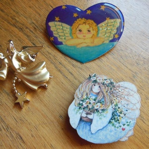 Vintage Trio of Angel Pins 1980&#39;s