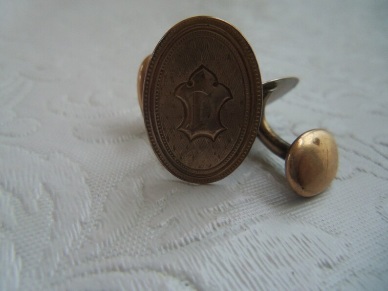 Vintage Gold Tone Rolled Barbell Style Cursive Monogramed D Cufflinks