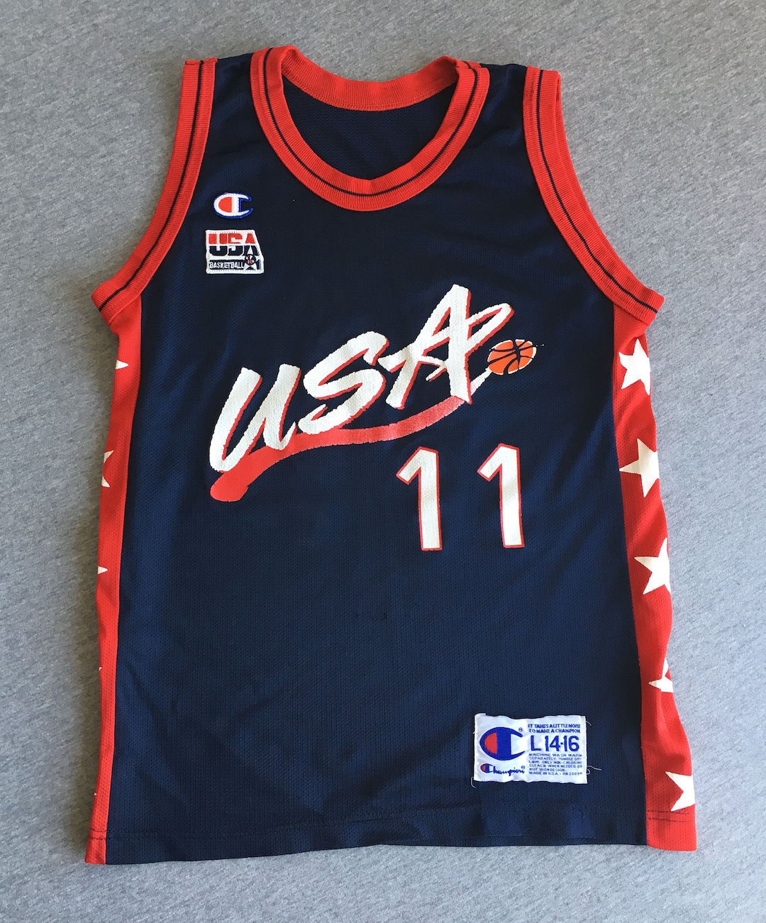 Vintage 90s Navy Nutmeg USA Basketball Team 1992 Dream Team Single