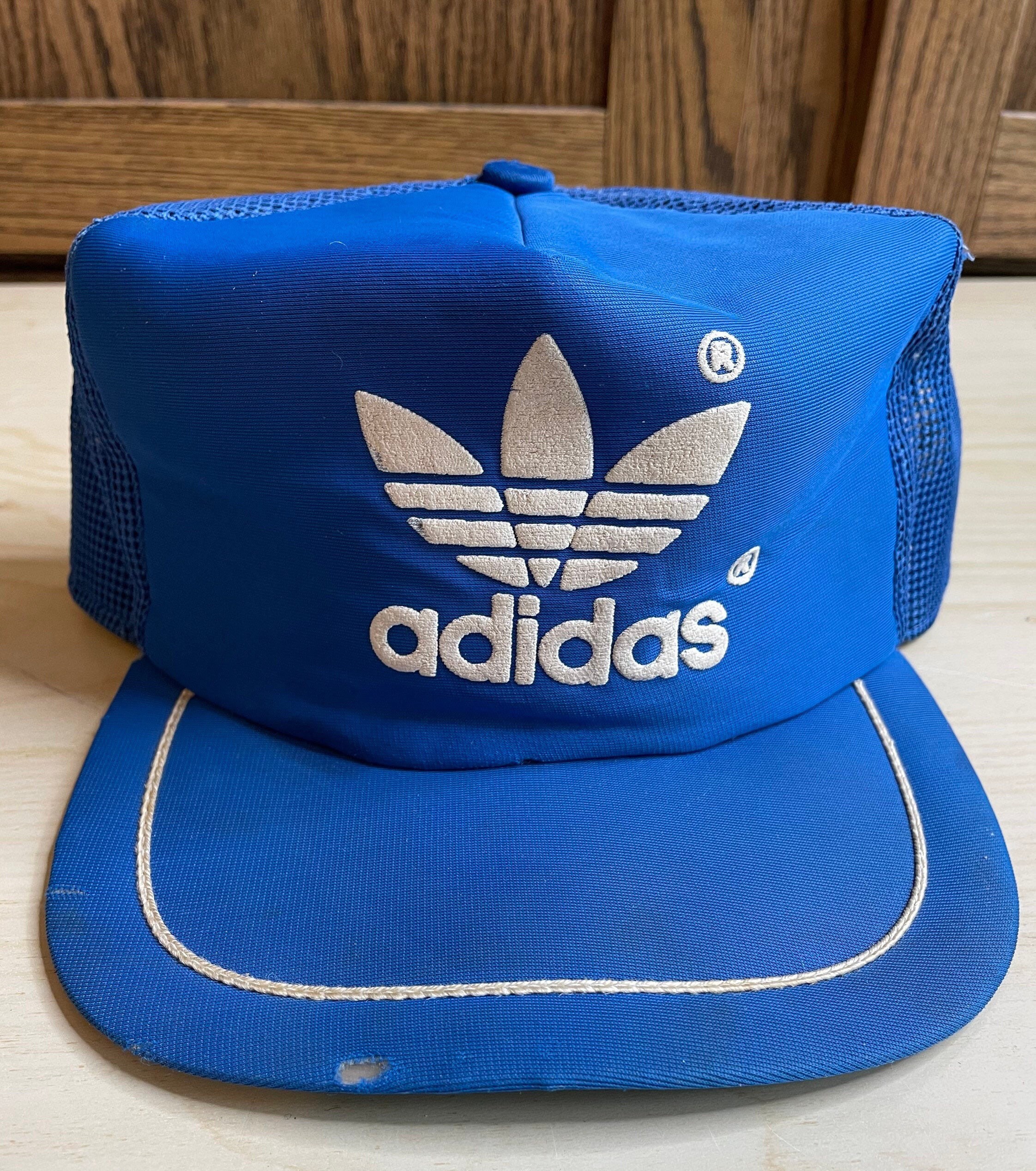 Adidas vintage hat hotsell