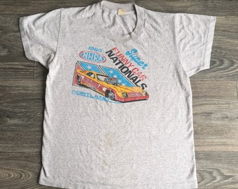 NHRA Championship Shirt 1985 Portland Funny Cars Race Screen Stars Tshirt Hot Rod Drag Racing Cars Auto Race USA XS jeugd 14-16