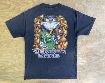 Welcome to Alice in Wonderland Shirt 90s Vintage I