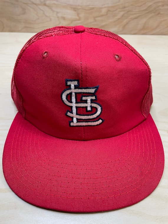 vintage 80s cardinal logo - Gem