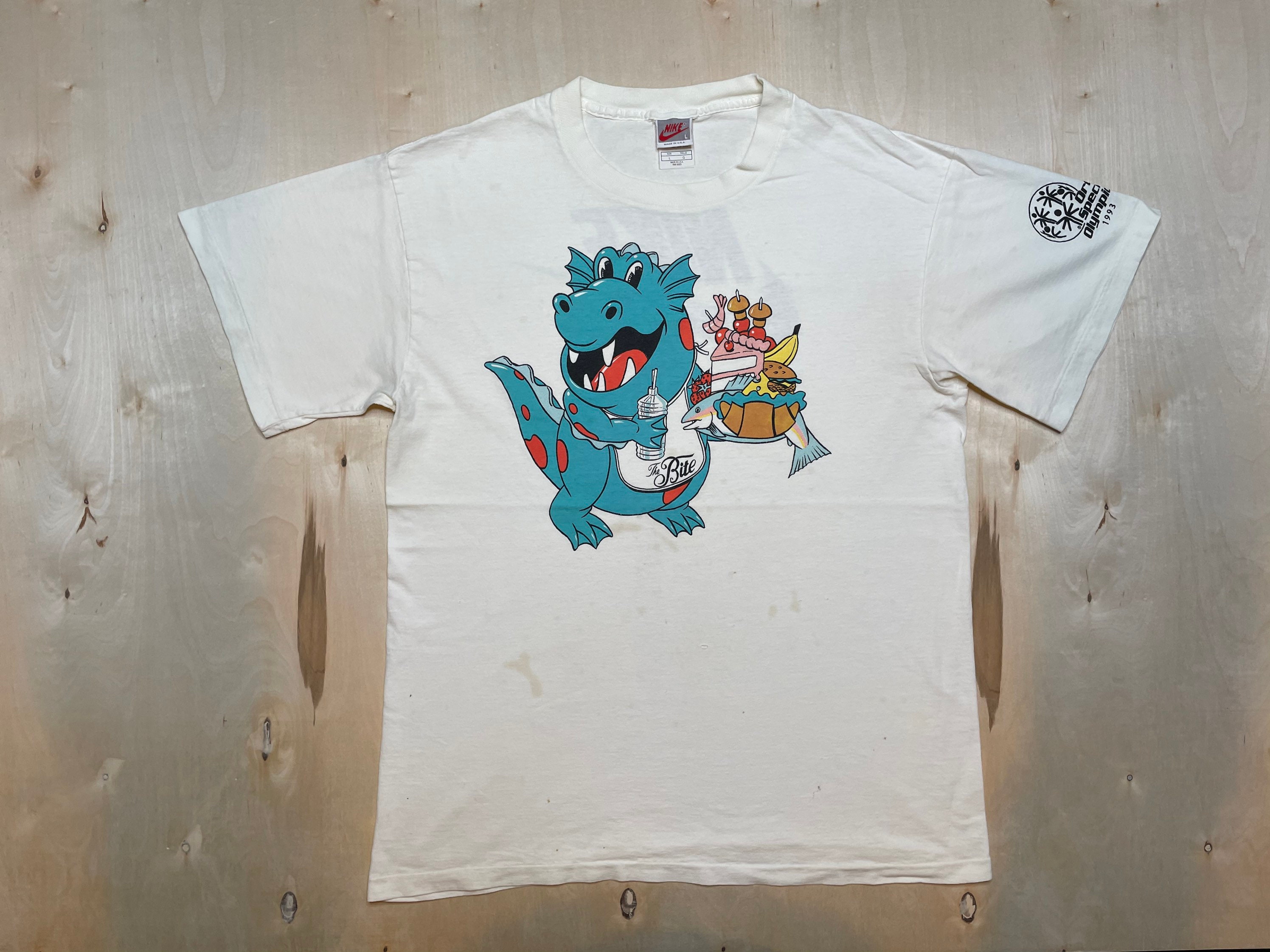 Nike Tee Dinosaur Sea Monster 90s Vintage Bite of Oregon - Etsy Israel