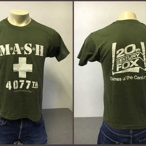 MASH Shirt 1983 Vintage/ 80's MASH 4077th Vietnam Comedy TV Excellent Cond Tshirt/ Klinger Games of the Century Screen Stars UsA Large image 4