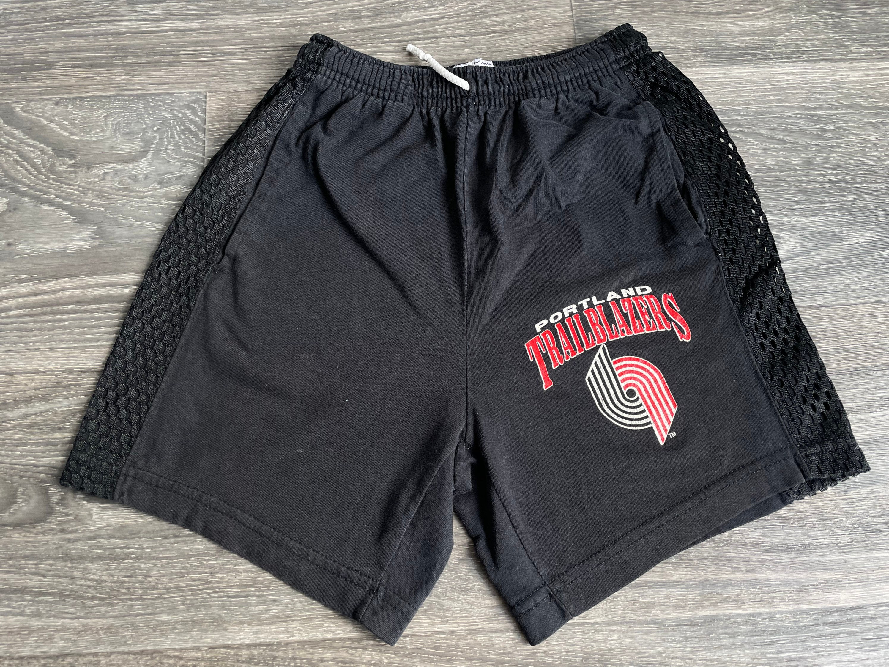 sweetVTGtshirt Scottie Pippen Jersey Champion Portland Blazers Rip City NBA Basketball Mint Condition Size 48 XL