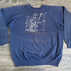 Portlandia Statue Sweater 80s Vintage Sweatshirt Portland Oregon Sculpture Sculptor Raymond Kaskey Copper Tridennt Super Soft & Thin Medium