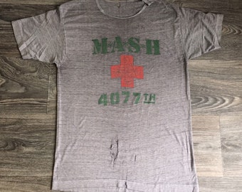 MASH Shirt 1981 Vintage80's M*A*S*H 4077th Vietnam Comedy TV Thrashed Well-Loved Paper Thin Tshirt Men Small/Med