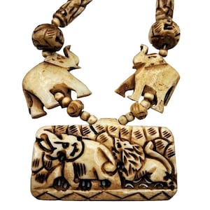 Vintage Carved Elephant Pendant Necklace Animal Figural Jewelry Boho