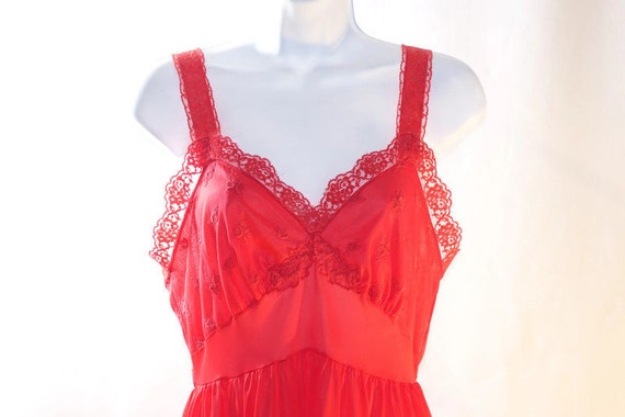 Vintage Red Slip Dress Women's Size 34 Rogers Knee Length Lacy