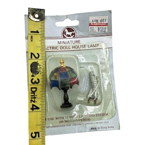 Miniature Electric Doll House Lamp With Stained Glass Shade For 12 Volt