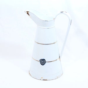 French Vintage – Art Deco – Large Enamel Jug with Gold borders