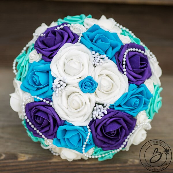 Púrpura y turquesa de la boda ramo de novia morado y teal, ramo de la boda del pavo real, ramo, ramo de Novia de seda, listo para enviar