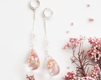 Pastel pink floral earrings for bride - pale pink bridal jewelry - Botanical wedding earrings with dry flower inside