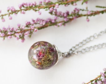 Real heather Terrarium necklace - Dried pink flower botanical resin pendant