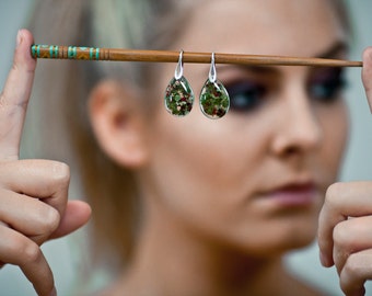 Botanical earrings - Woodland jewelry - Nature inspired earrings - Green earrings - Moss earrings - Red earrings - Forest earrings