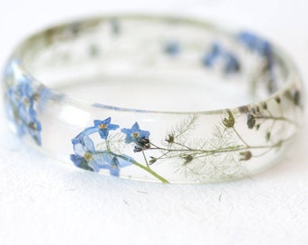 Forget me not Resin bangle - Forget me not bracelet - Botanical bracelet - Floral bracelet - botanical bangle - Cuff bracelet