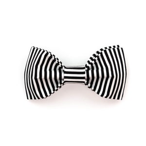 Licorice Stripe - Bowtie