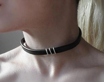Vegan Leather Necklace Minimalist Women Choker Collar Jewelry Concert Accessory Elegant Alternative Necklace to Daughter Black Choker Gift