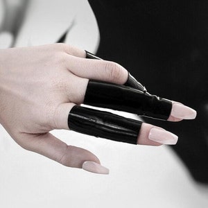 Black PVC Finger Cuff Gloss Latex Ring Concert Stage Jewelry Passion Ring Idea for Dancer Reflective Glove Ring Stretch Black Vegan Ring