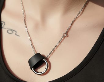 Bague en acier collier ras de cou réglable en cuir végétalien noir pour femme, bijoux audacieux de tous les jours, cadeau pour lui, style punk minimaliste, look élégant