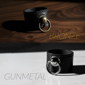 Anillo de cuero con remaches de metal para amantes de los tatuajes, regalo para amantes de los tatuajes, anillo negro de piel sintética, anillo vegano alternativo, anillo negro tipo O para hombre, anillo vegano para mujer. imagen 14