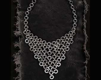 Romantic Edgy V Necklace Party Jewelry Birthday Gift Fashion Necklace for Spouse Chainmail Silver Bib Collar Statement Cocktail Hour Look