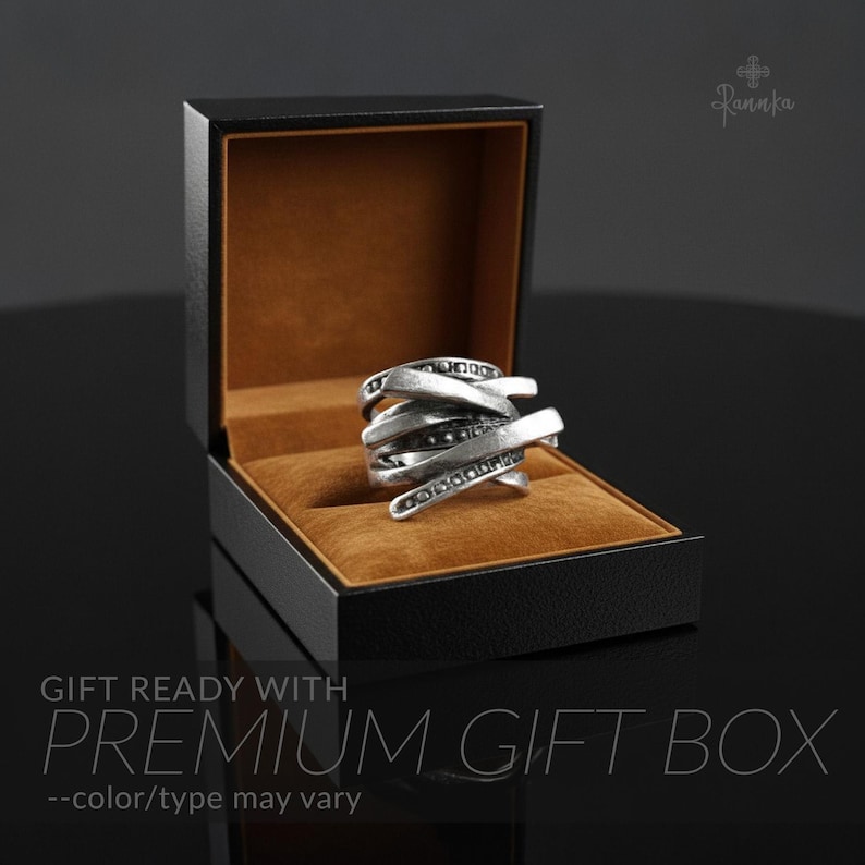 Wild Elegance Cocktail Edgy Ring Nature Inspired Robust Statement Ring Party Ready Fashion Enthusiasts Jewelry Gift Idea for Festivities Ring + Gift Box