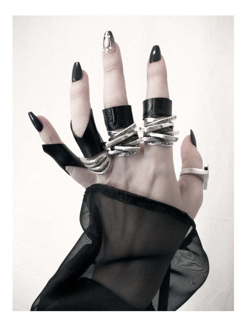 Wild Elegance statement party ring