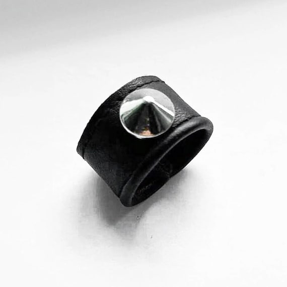 Spike Leather Ring Black Finger Cuff Silver Metal Stud Punk Jewelry Black Vegan Leather Studded Ring Band Goth Gift Idea Alternative Fashion