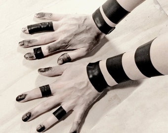 Bracelet Unisex Stretch Vegan Leather Black Arm Bands, Strip Bracelet - Rannka