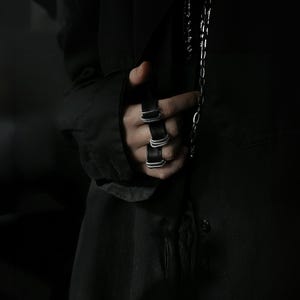 black leather ring rannka