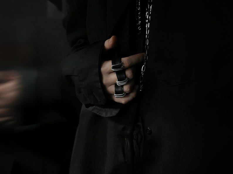 black leather ring rannka