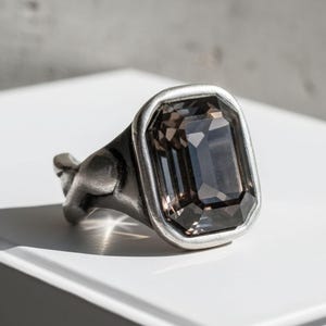 Smokey Silver Ring Statement Gemstone Chunky Gothic Crystal Oxidized Silver Band Alternative Gem Bold Dark Cocktail Ring Gift For Friend