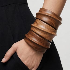 Stacked Wood Cuff Natural Bangle Luxury Set Boho Walnut Bangle Vintage Inspired Wavy Bracelet Scandi Jewelry for Yoga Teacher Eco-friendly
