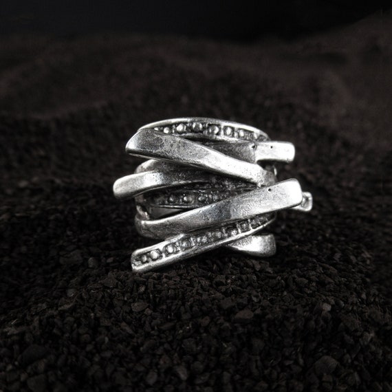 Wild Elegance Cocktail Edgy Ring Nature Inspired Robust Statement Ring Party Ready Fashion Enthusiasts Jewelry Gift Idea for Festivities