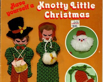 Vintage '70s Christmas Macrame Pattern Book (PDF)