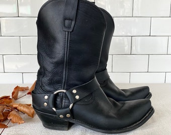 Black Leather Harness Biker Boots, Women's Size 7, Pointed Snip Toe Motorcycle Engineer Pull On Ankle Boot, 90s 2000s Durango