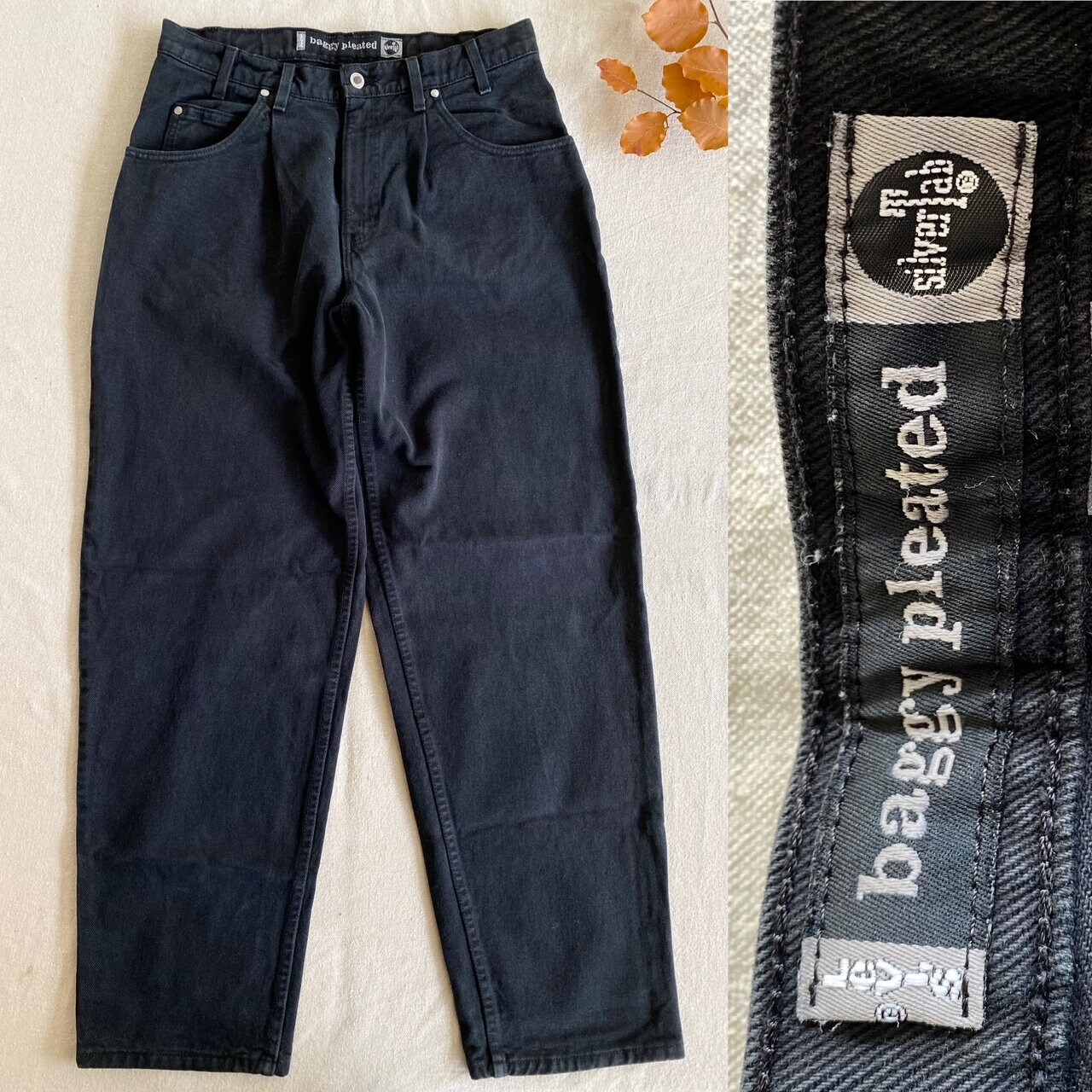 Vintage 90s Levi's Silver Tab Baggy Pleated Jeans, Black Vintage 90s Levi's Silver Tab Baggy Pleated Jeans, Black