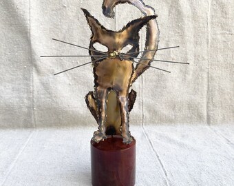 Vintage Friedle Cat Sculpture, Brutalist Torch Cut Copper on Lucite Plastic Base, 9" Metal Wire Kinetic Cat Kitty Statue Figurine