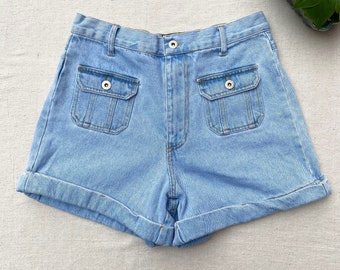 90s Cargo Pocket Jean Shorts, Light Wash Denim, High Waisted Cuffed Leg Jorts, 29"-30" Waist, Size 9/10, Goodfellows