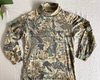 Vintage 90s Camo Turtleneck Shirt, Long Sleeve Camouflage Pocket T-shirt, Men's Medium, RedHead Advantage Camo Sweater