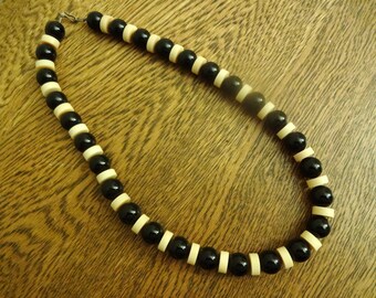 Vintage Chunky Bead Necklace - Black and White Statement Necklace - Bold Statement Necklace