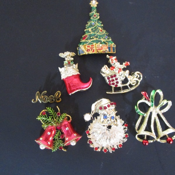 Vintage Christmas Brooch/Pin - 1950's Christmas Pin - Your Choice - Santa - Stocking - Bells - Tree - Noel - Dodd - Gerry's - Radko - Ballou