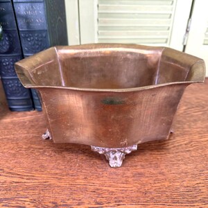 Vintage Solid Brass Footed Planter, 6 Sided Hexagon Plant Pot w/Ornate Feet & Curved Rim - Mid Century Boho India Brass Cachepot Bowl