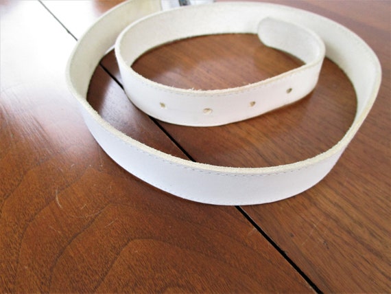 Vintage White Leather Belt with Colorful Enamel B… - image 5