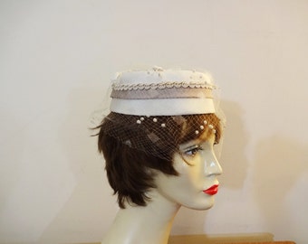 Vintage Birdcage Hat - Cream - Mid Century Bridal Hat - Mother of the Bride - Mad Men Style