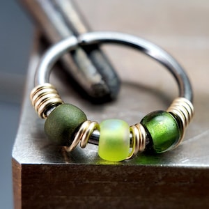 Lettuce - Green Nose Ring - Nickel-Free Nose Jewelry - Sold Individually - 20G Beaded Nose Hoop