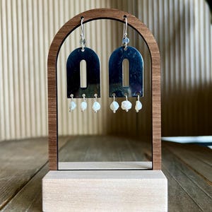 Modern Pearl Earrings
